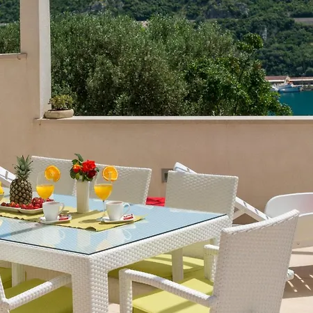 Penthouse Viewpoint * Mokošica